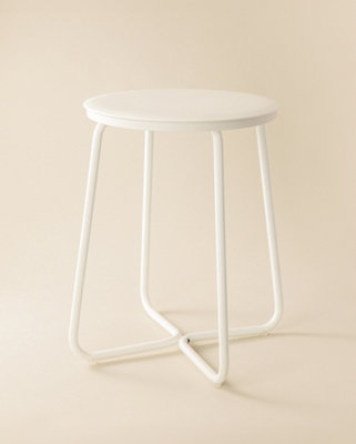 Cosmic Stool Matte White Geyser