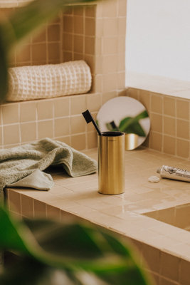 COSMIC Toothbrush holder 6,5cm, Freestanding,  Gold, Anti-corrosion, Architect S+ Collection