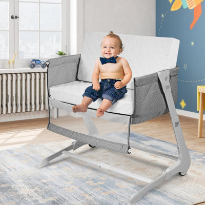 Costway bassinet store