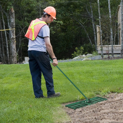 Costway 91 cm Garden Lawn Leveling Rake Effort-saving Landscape Rake w/ Ergonomic Handle - 3