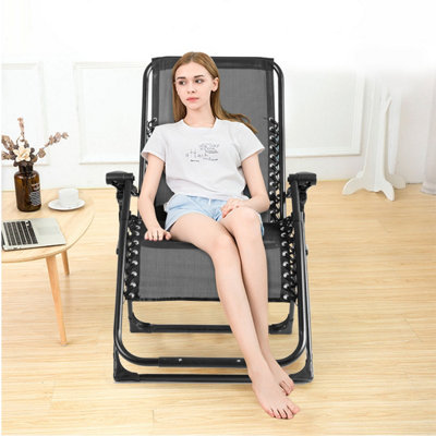 Costway Folding Zero Gravity Chair Lounge Chaise Chair Recliner with Detachable Headrest