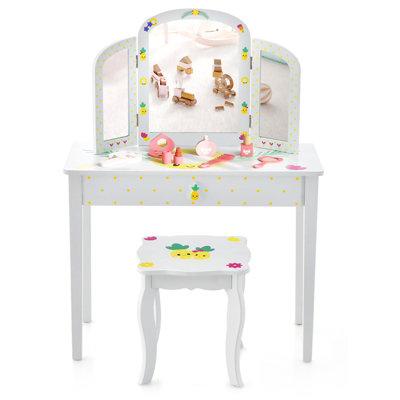 Plastic deals vanity table