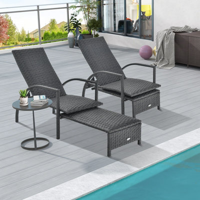 Costway patio rattan on sale lounge chair