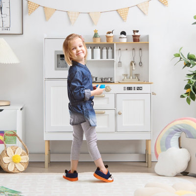 Kids wooden play outlet
