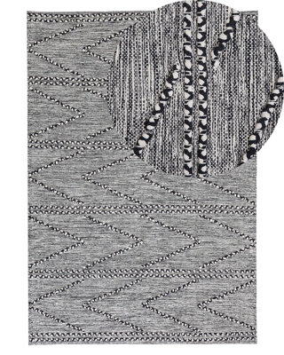 Cotton Area Rug 140 x 200 cm Black and White TERMAL