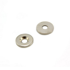 Countersunk Steel Disc for Using Magnets, Hang Artwork or Noticeboards - 16mm dia x 2mm thick x 5mm hole - Pack of 10