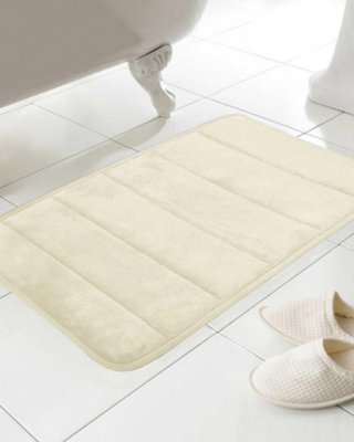 Country Club Everyday Memory Foam Bath Mat Cream 43x61cm