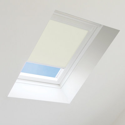 Cream Blackout Blind for Velux Roof Window Size M08 ,White Frames