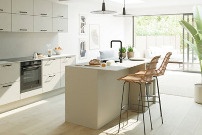 Cream kitchen island with seating sale
