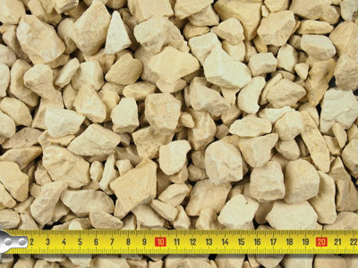 Cream Limestone Chippings 20mm - 50 Bags (1000kg) - 3