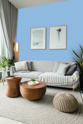 Crown Trade Vinyl Matt Walls & Ceilings Emulsion Paint NCS S 1040-R80B ...