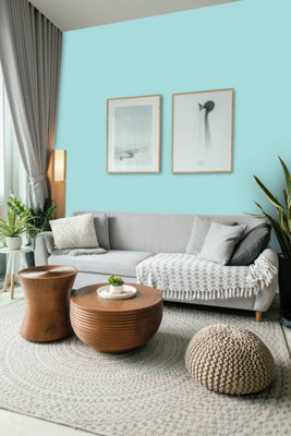 Crown Trade Vinyl Matt Walls & Ceilings Emulsion Paint Pantone 629 C ...