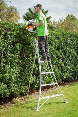 Crown Tripod 1.8m Ladder 1 Leg Adjustable Garden, Hedge, Orchard including Free Rubber Feet