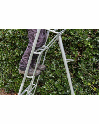 Crown Tripod 1.8m Platform Ladder 3 Leg Adjustable Garden, Hedge, Orchard including Free Rubber Feet