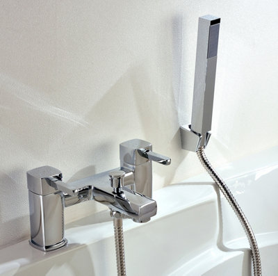 Cubic Chrome Plated Bath Shower Mixer Tap