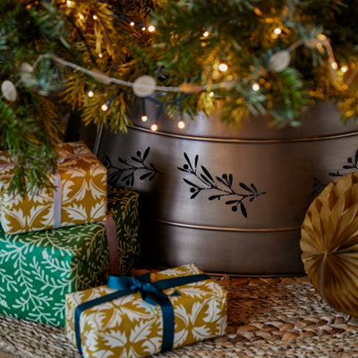Cut Out Mistletoe Tree Skirt - Iron - L25 x W67 x H67 cm - Bronze