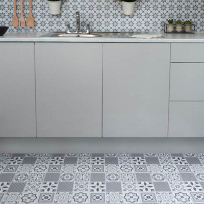 d-c-fix Plain Glossy Light Grey Self Adhesive Vinyl Wrap Film for Kitchen Doors and Furniture 2m(L) 67.5cm(W)