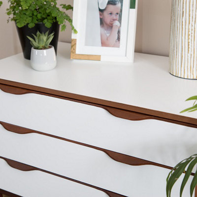 thumbnail image 2 of A One Vinyl Gloss White Self-Adhesive Vinyl Roll - 610mm X Up To 25m, Kitchen Cupboard Cover, Sticky Back Plastic 2 of 4