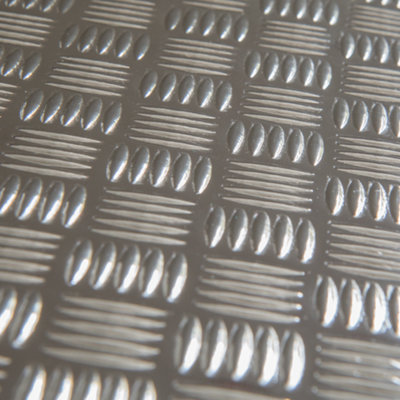 d-c-fix Premium Metallics Chequer Plate Silver Self Adhesive Vinyl Wrap for Furniture and Decoration 2m(L) 67.5cm(W)