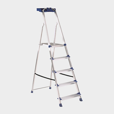 Shop ladders and steps.