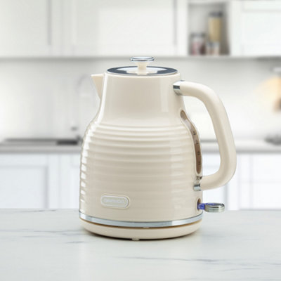 Cream hotsell jug kettle