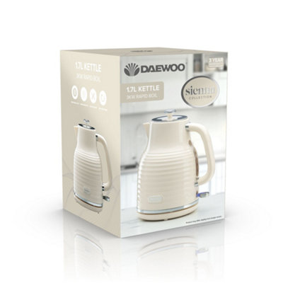 https://media.diy.com/is/image/KingfisherDigital/daewoo-sienna-cordless-jug-kettle-1-7-litre-rapid-boil-cream-sda2480ge~5024996942439_06c_MP?$MOB_PREV$&$width=618&$height=618