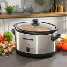 Daewoo Slow Cooker 6.5 Litre With 3 Heat settings Easy Clean Silver SDA1788GE