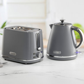 Daewoo Stirling Pyramid Kettle and 2 Slice Toaster Set 1.7L 3KW Fast Boil 7 Browning Levels Grey SDA2680GE