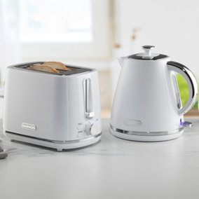 Daewoo Stirling Pyramid Kettle and 2 Slice Toaster Set 1.7L 3KW Fast Boil 7 Browning Levels White SDA2678GE