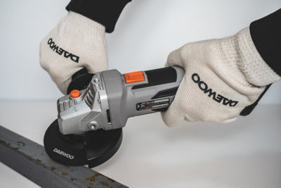 Daewoo U-FORCE Cordless Battery Powered 115mm 18V Angle Grinder (BODY ONLY) - 7