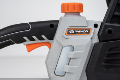 Daewoo U-FORCE Series 18V Cordless Chainsaw 10 Inch (25 cm) + 2.0Ah Battery + Charger - 4