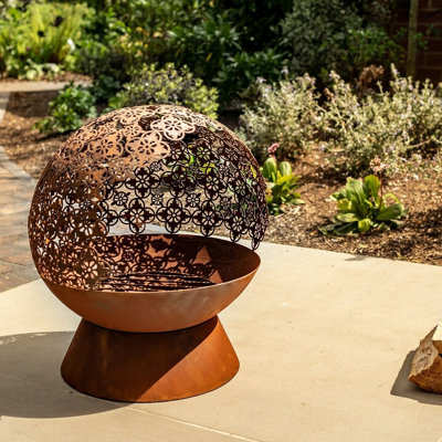 Damasque Globe Fire Pit Bowl - Weatherproof Oxidised Metal Modern Outdoor Garden Log Wood Burner with Cut-Out Design - H61 x 46cm