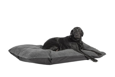 Danish Design Happy Landings Black/Deep Grey Soft Sherpa Fleece Waterproof Base Dog/Puppy Duvet Medium Price Comparisons | Compare The Build