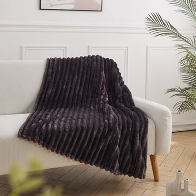Grey Embossed Flannel Blanket 180x200cm main image 0