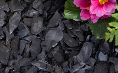 Dark Slate Chippings 20mm - 50 Bags (1000kg) - 4