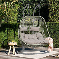 Dawsons Living Grey Vienna Hanging Double Egg Chair - Outdoor or Indoor Rattan Weave Swing Hammock - with Hanging Stand
