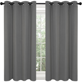 Deconovo Blackout Curtains Eyelet Super Soft Thermal Insulated Bedroom Curtains Eyelet 55 x 72 Inch Light Grey 2 Panels