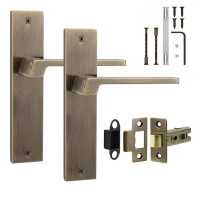 DecorAndDecor - Antique Brass Door Handle Set on Backplate - Internal Door Handle Set - Latch Kit 64mm - Spectra Range