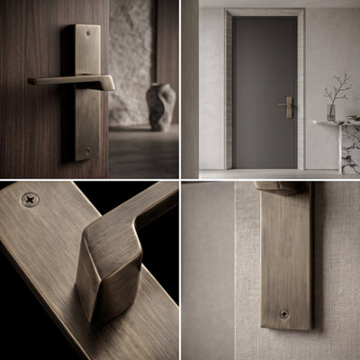 DecorAndDecor - Antique Brass Door Handle Set on Backplate - Internal Door Handle Set - Latch Kit 64mm - Spectra Range