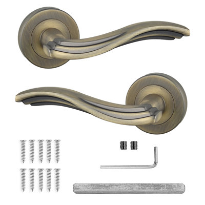 Brass Internal Door Handles Victorian Scroll Polished Brass Finish 4 Pairs | UK