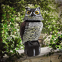 Decoy Owl Bird Scarer - Lifelike Weatherproof Ornament with Reflective Eyes & 360 Rotating Head for Deterring Birds & Rodents