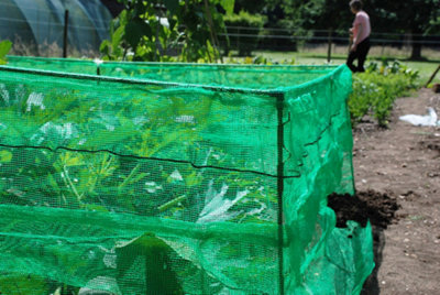 Defenders Vegetable Patch Protector - Protect against Slugs, Bugs ...