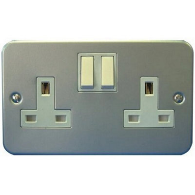 Dencon Switched Socket Silver (One Size)