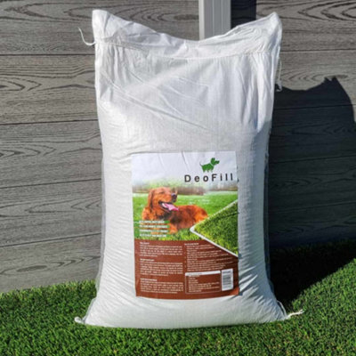 DeoFill Zeolite Pet Infill for Artificial Grass DIY at B&Q
