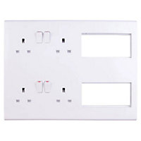 Deta S1985 Slimline Multimedia Lounge Plate with 4 x 13A Sockets + 8 Euromodule Spaces