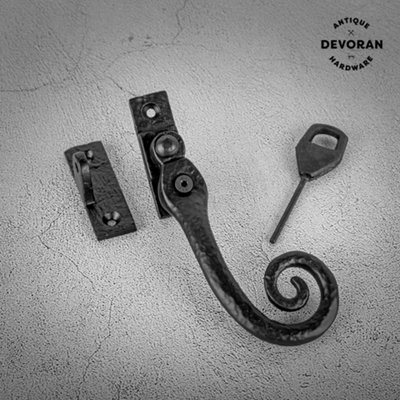 Devoran Lockable Monkey Tail Fastener - Black (Right Hand)