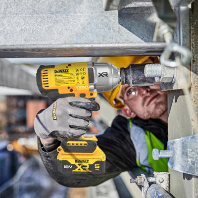 Dewalt 18v DCF900P2T  XR High Torque Impact Wrench Li-Ion 1/2" 1396Nm - 2x 5ah - 12