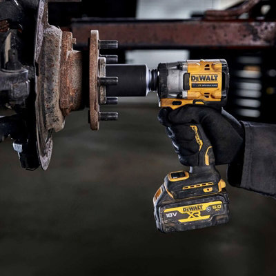 Dewalt discount scaffolding drill