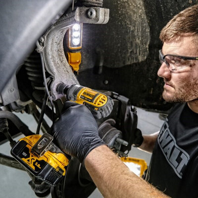 DCF922N-XJ DeWALT, DeWALT 1/2 in 18V Cordless Impact Wrench