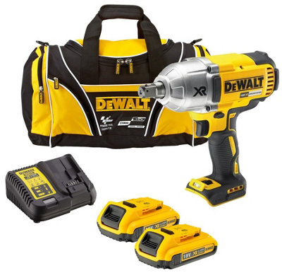 Impact wrench deals dewalt dcf899